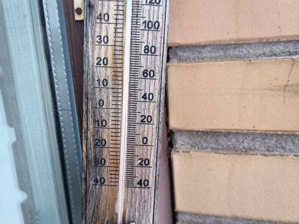 079